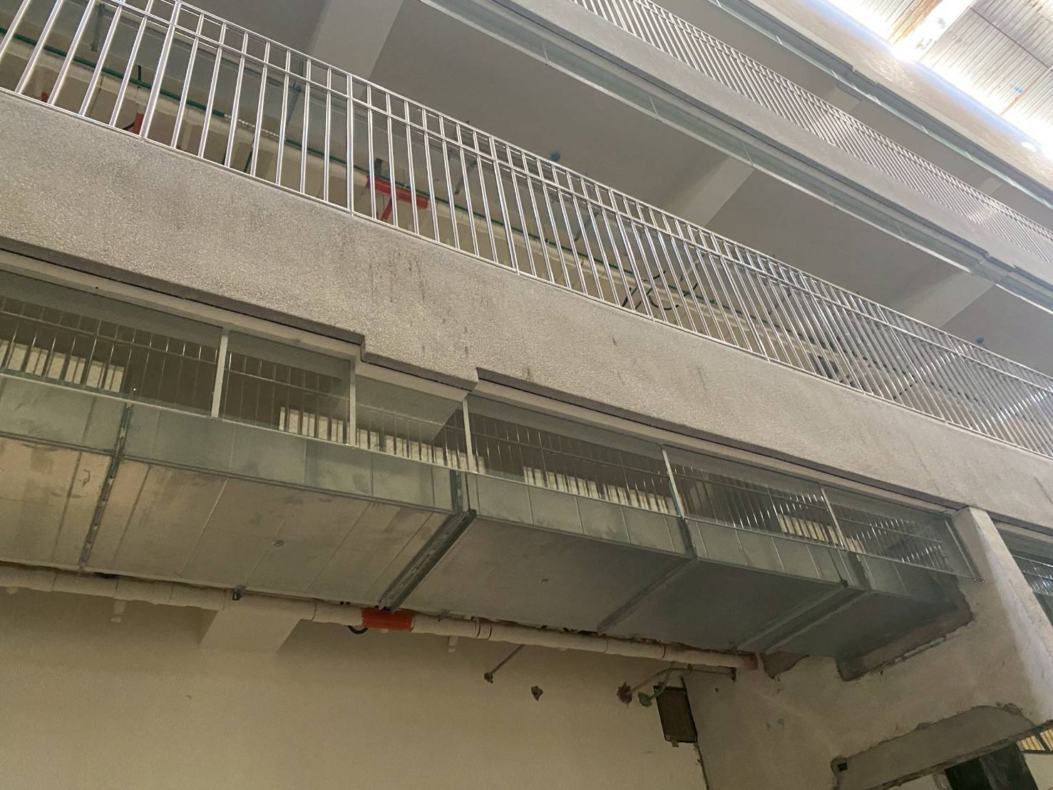 大廠防煙垂壁